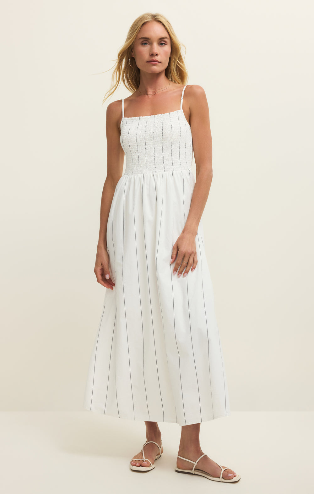 ZD261988_WHT_FB