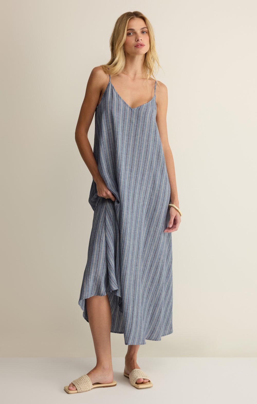 ZD262690_IND_FRONT